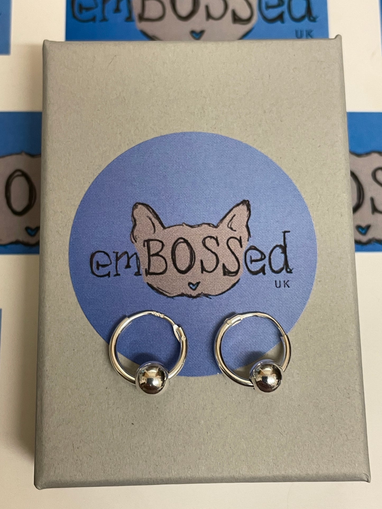 Earhoops With Bead